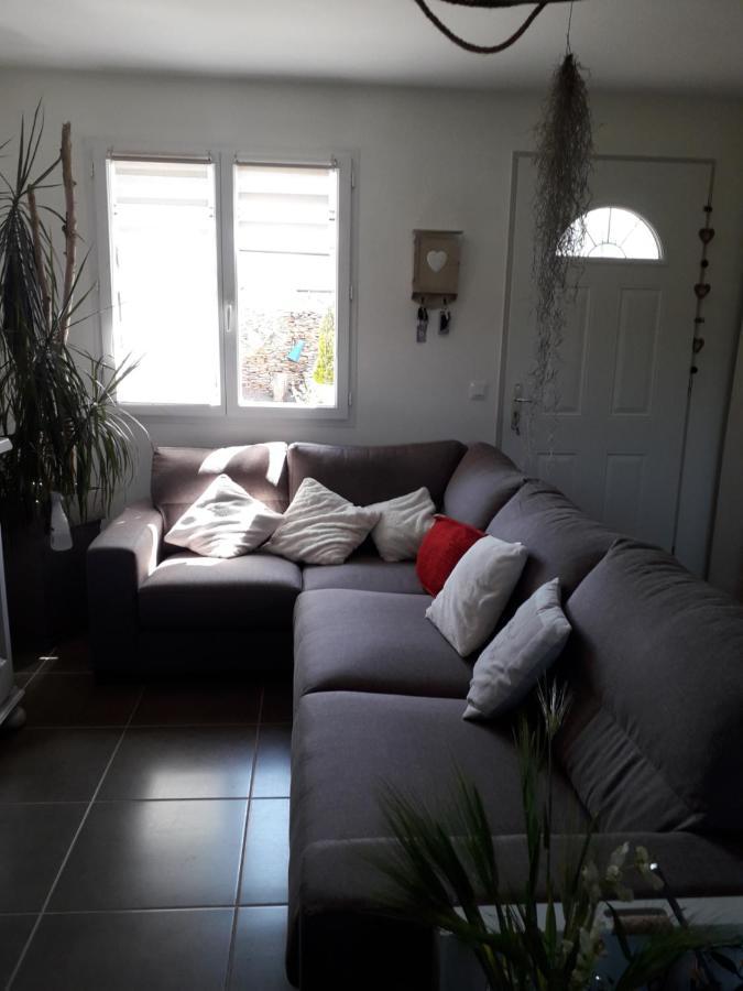 Chez Isa Apartment Massilly Ngoại thất bức ảnh