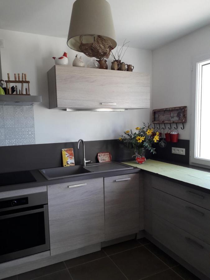 Chez Isa Apartment Massilly Ngoại thất bức ảnh