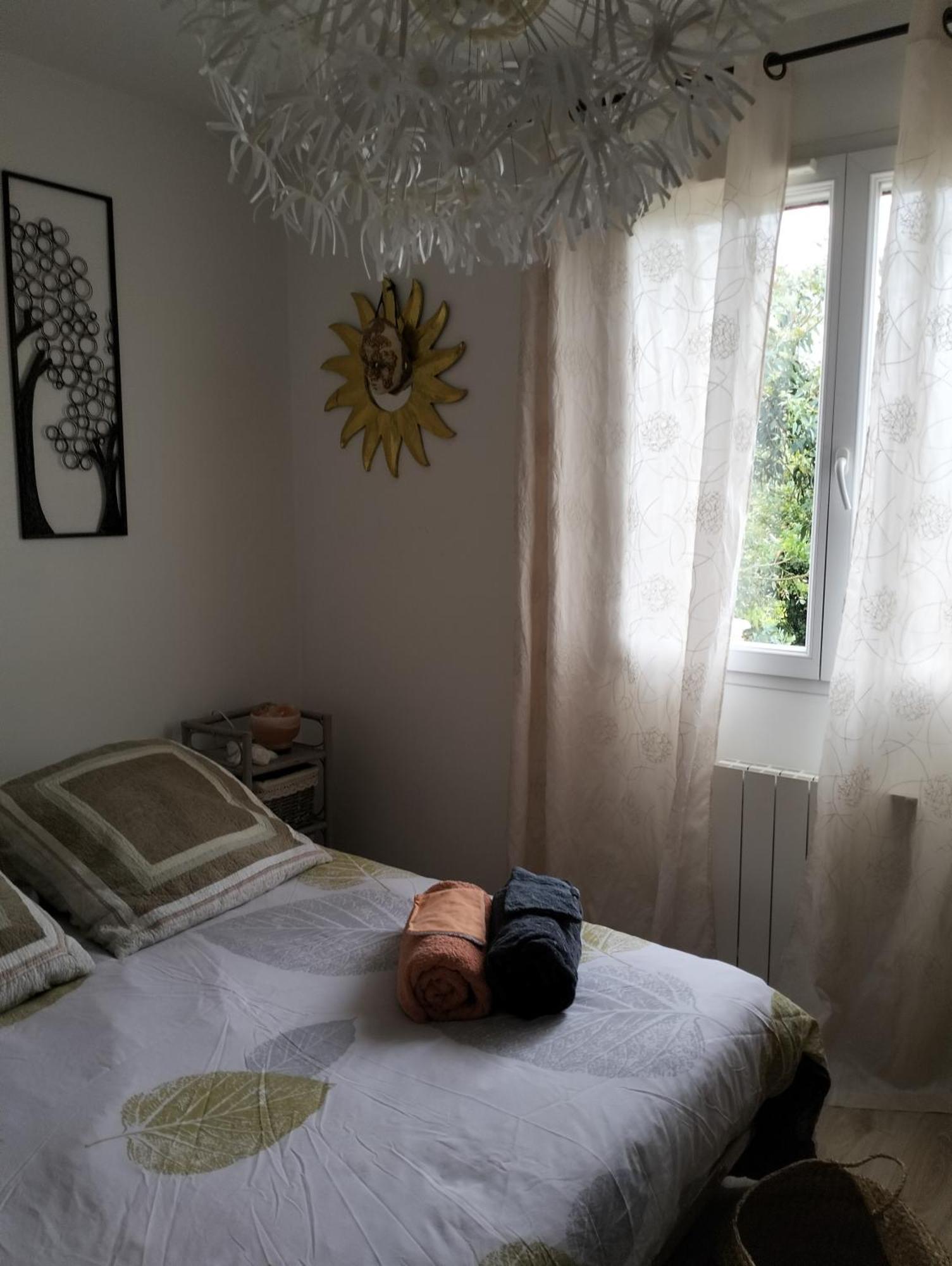 Chez Isa Apartment Massilly Ngoại thất bức ảnh