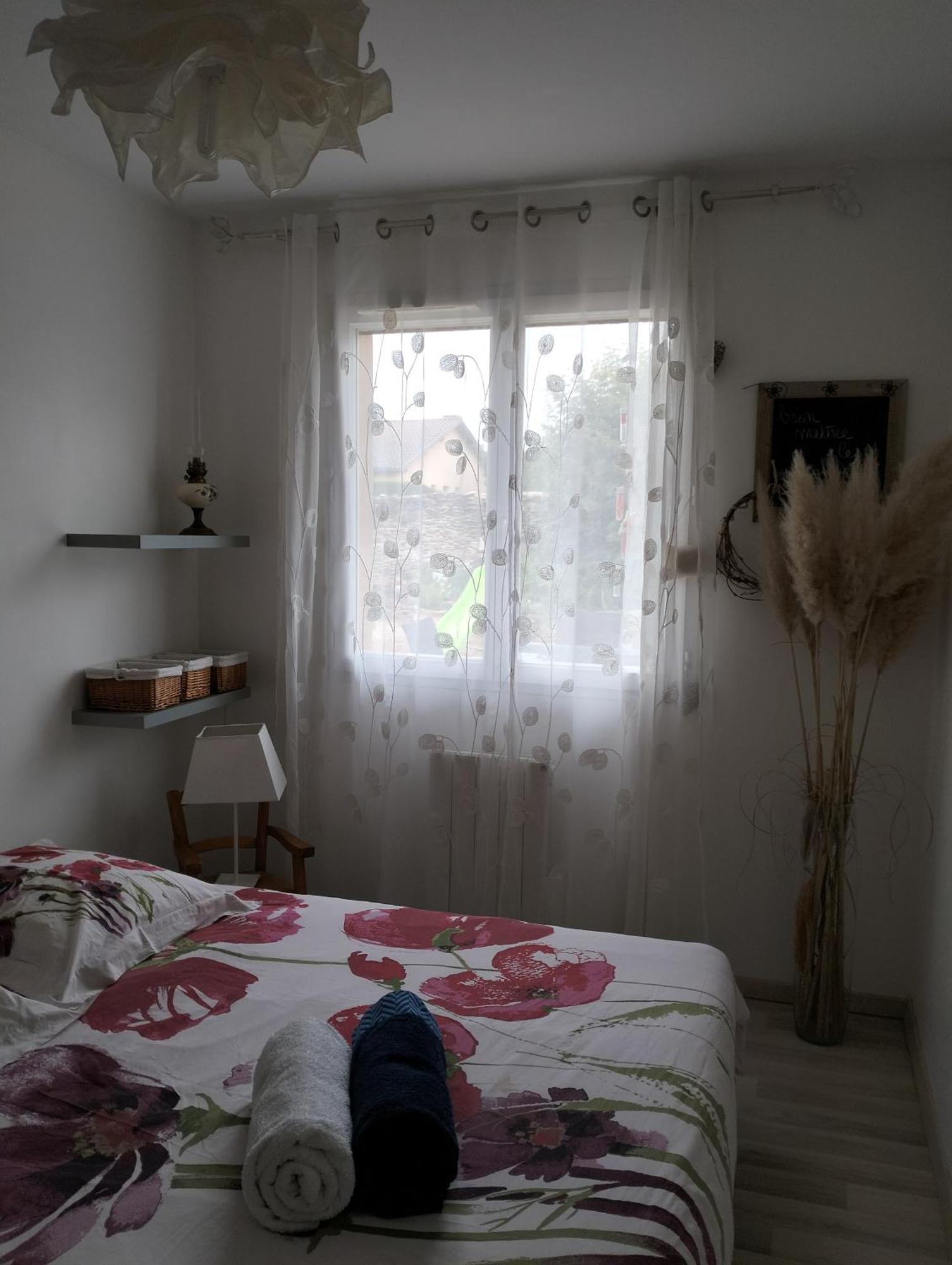 Chez Isa Apartment Massilly Ngoại thất bức ảnh