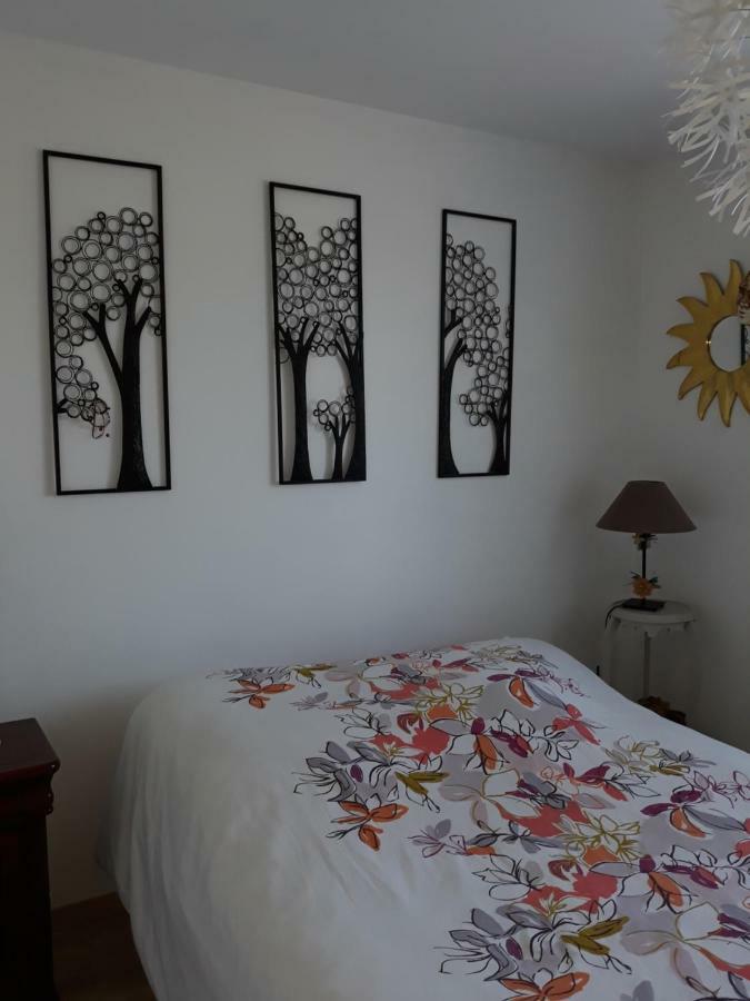 Chez Isa Apartment Massilly Ngoại thất bức ảnh